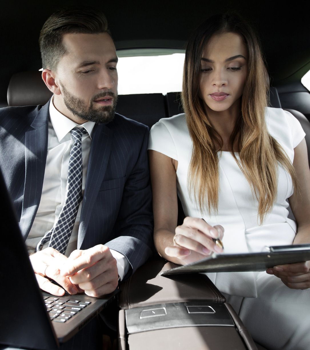 corporate travel, elite limousine, chauffeur service, Sydney